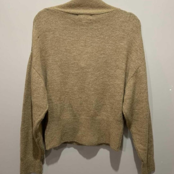 H&M Half Zip Knit Sweater - Picture 3 of 5